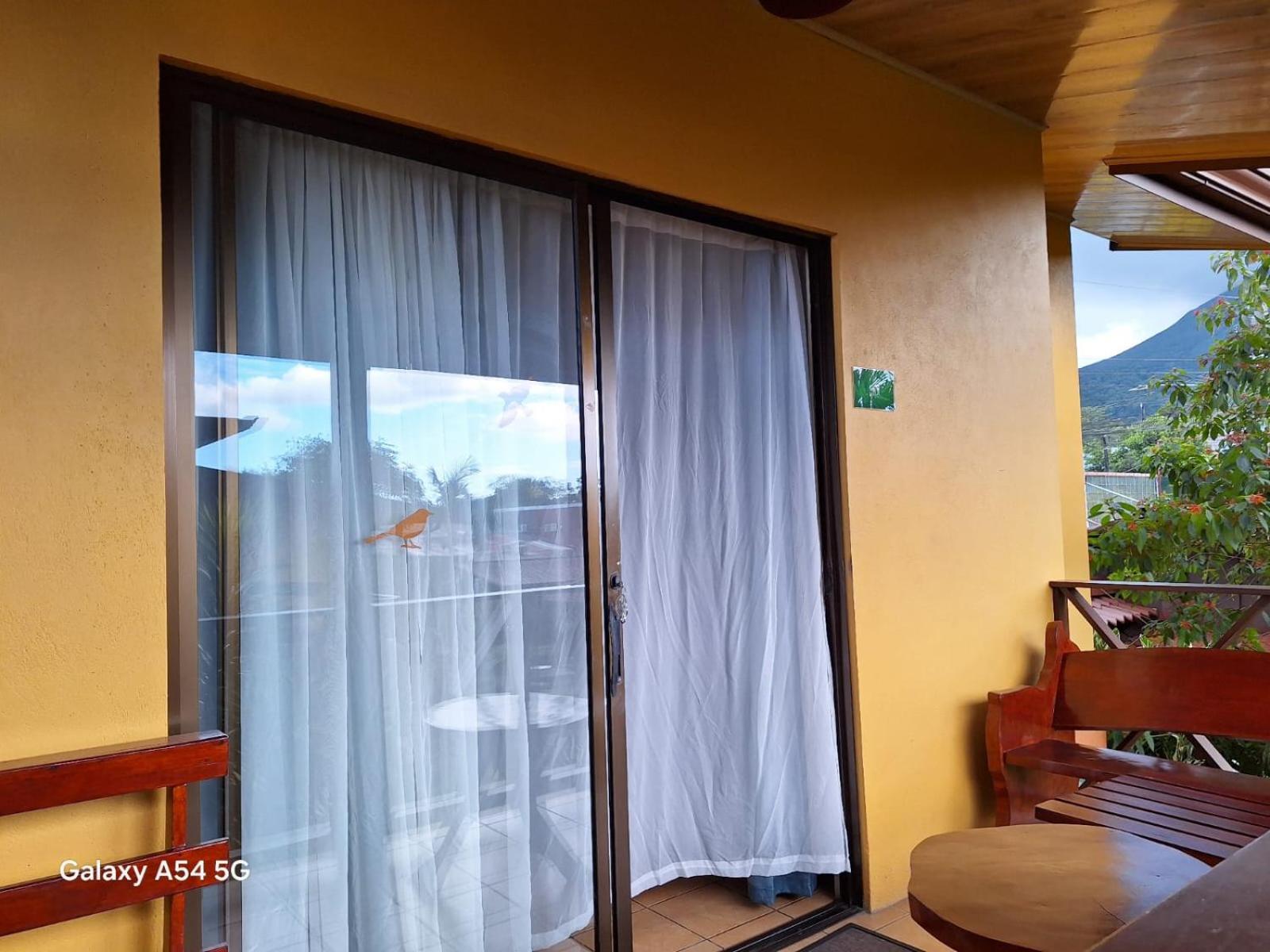Iris Arenal Hotel La Fortuna Exterior foto